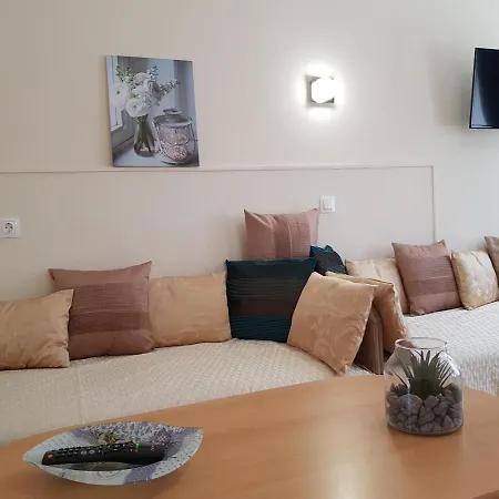 Agape Luxor Apartman *