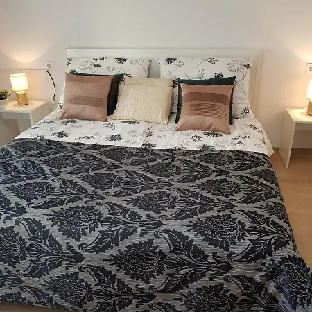 Agape Luxor Apartman Apartment